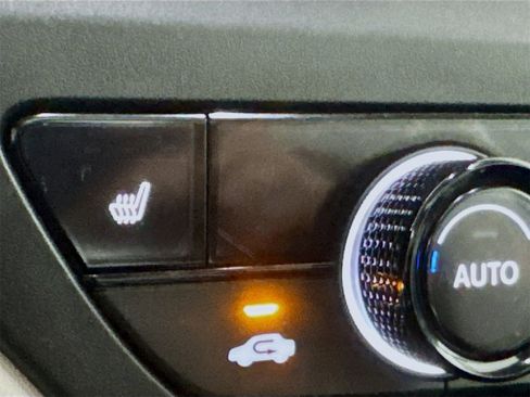 Used 2025 Honda Accord SE image 17