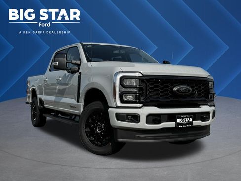 New 2026 Ford F250 Lariat w/ Black Appearance Package AWD/4WD image 1