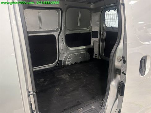 Used 2017 Chevrolet City Express LT w/ Technology Package FWD image 9
