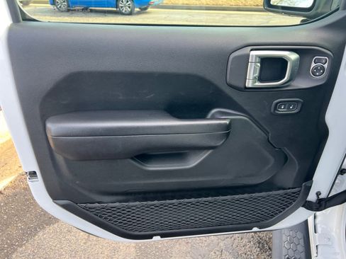 Used 2019 Jeep Wrangler Unlimited Sport S image 18