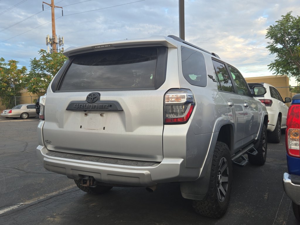Used 2019 Toyota 4Runner TRD Off-Road AWD/4WD image 8