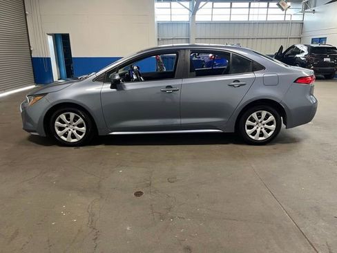 Used 2024 Toyota Corolla LE FWD image 6