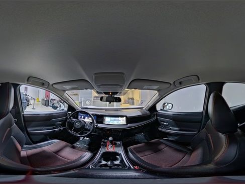 Used 2025 Nissan Kicks SR image 17