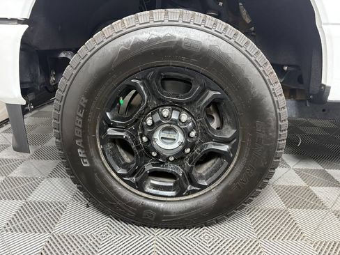 Certified 2023 Ford F250 XL w/ STX Appearance Package AWD/4WD image 10