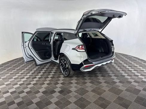 Certified 2023 Kia Sportage SX FWD image 18