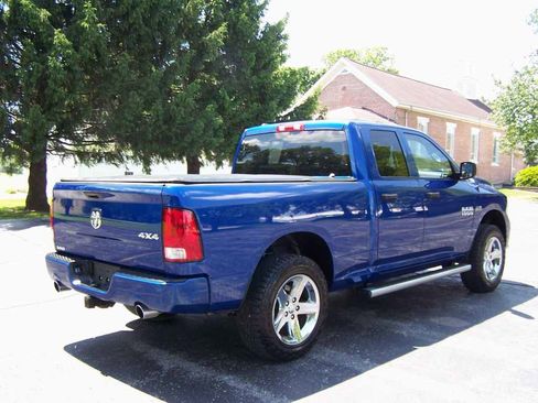 Used 2015 RAM 1500 Express AWD/4WD image 4