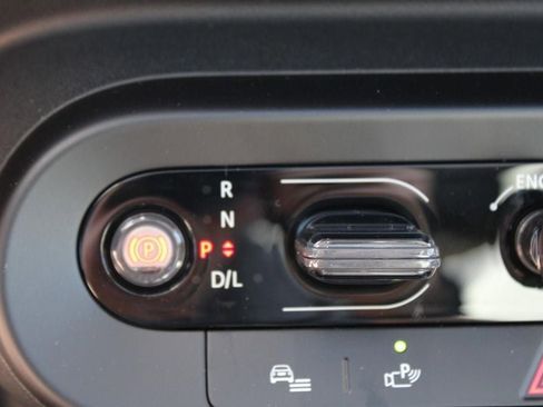 Used 2025 MINI Cooper S FWD image 13