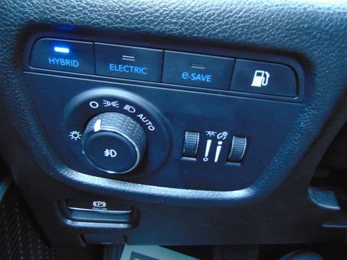 Used 2024 Jeep Grand Cherokee Limited 4xe image 45