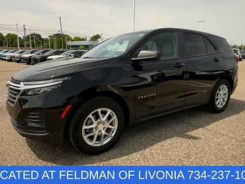 Certified 2024 Chevrolet Equinox LS w/ LS Convenience Package FWD image 4