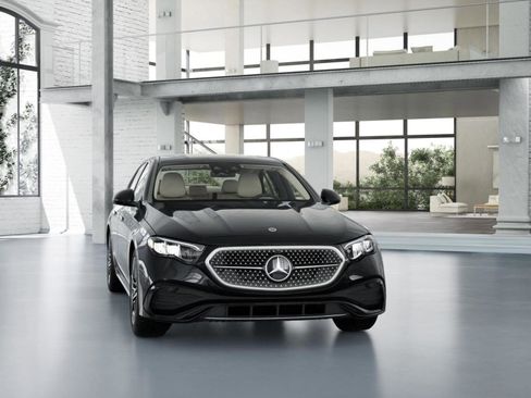 New 2026 Mercedes-Benz E 450 4MATIC Sedan image 8