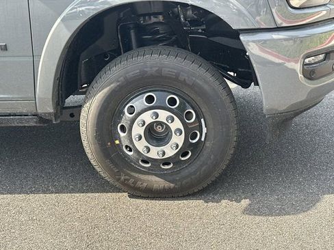 New 2026 RAM 3500 Limited AWD/4WD image 13