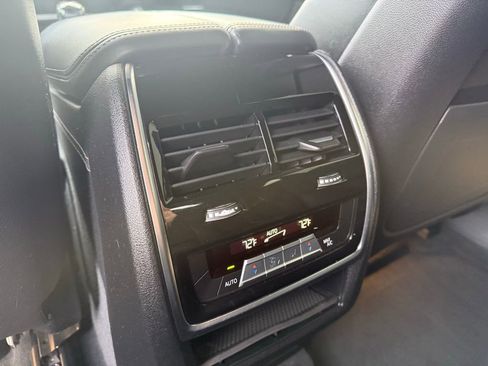 Used 2020 BMW X6 M50i image 22