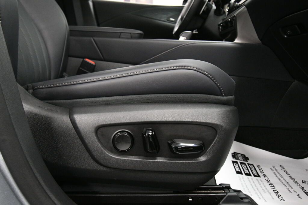 Used 2024 Lexus RX 350 F Sport w/ Convenience Package AWD/4WD image 30