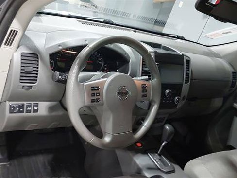 Used 2020 Nissan Frontier SV w/ Midnight Edition Floor Mats AWD/4WD image 19