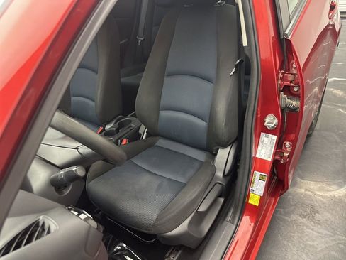 Used 2020 Toyota Yaris LE image 15