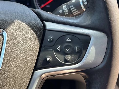 Used 2019 GMC Acadia SLT w/ LPO, Cargo Package FWD image 24