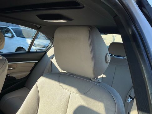 Used 2017 BMW 330e image 16