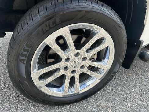 Used 2012 Nissan Titan SV w/ SV Value Truck Pkg image 36