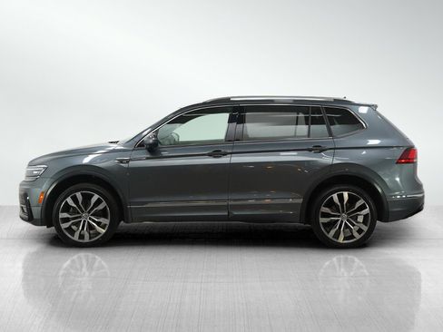Used 2020 Volkswagen Tiguan SEL Premium R-Line image 2