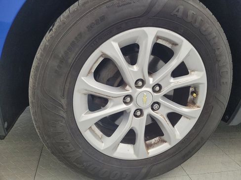 Used 2019 Chevrolet Equinox LS image 31