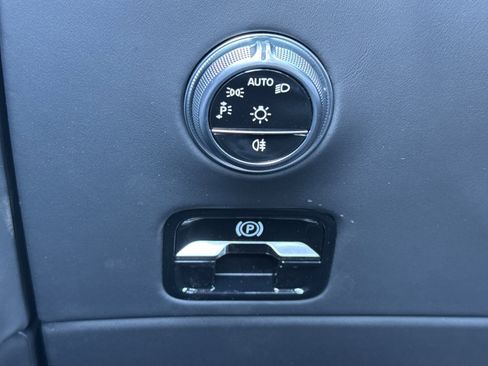 New 2025 Mercedes-Benz SL 63 AMG S e Performance 4MATIC image 30