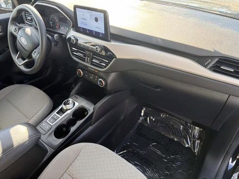 Certified 2022 Ford Escape SE image 25