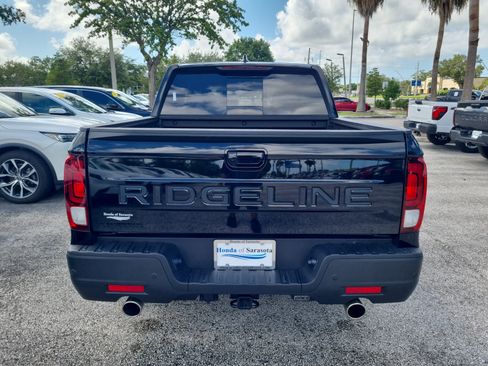 Used 2024 Honda Ridgeline Black Edition image 6