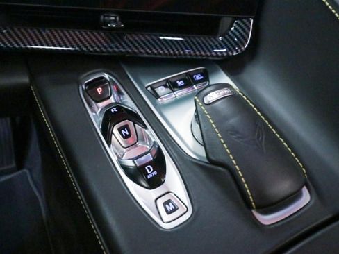 Used 2022 Chevrolet Corvette Stingray Premium Cpe w/ Z51 Performance Package image 18