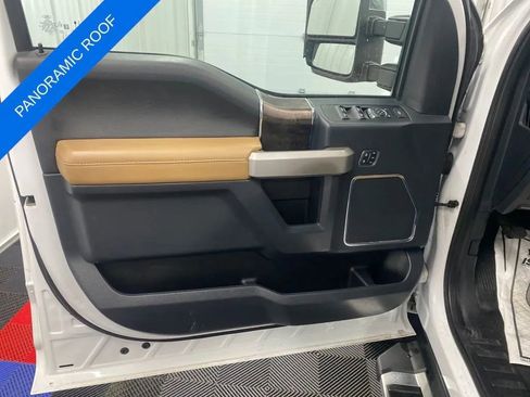 Used 2022 Ford F250 Lariat w/ Lariat Ultimate Package image 19