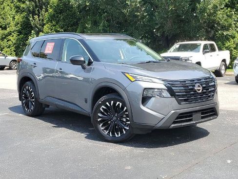 Certified 2026 Nissan Rogue Dark Armor FWD image 1