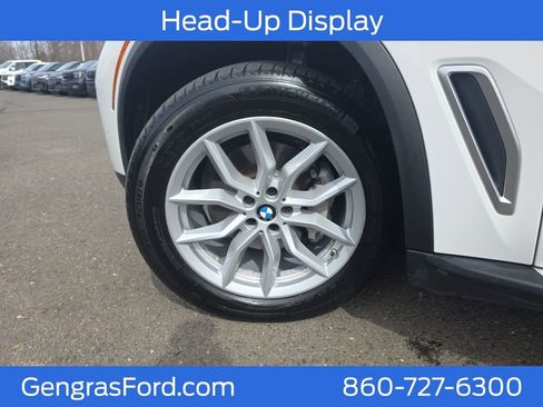 Used 2019 BMW X5 xDrive40i w/ Executive Package image 15