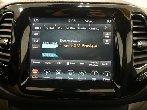 Used 2018 Jeep Compass Limited w/ Navigation Group AWD/4WD image 11