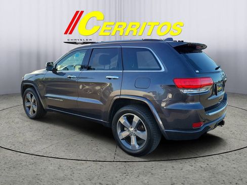 Used 2015 Jeep Grand Cherokee Overland RWD image 2