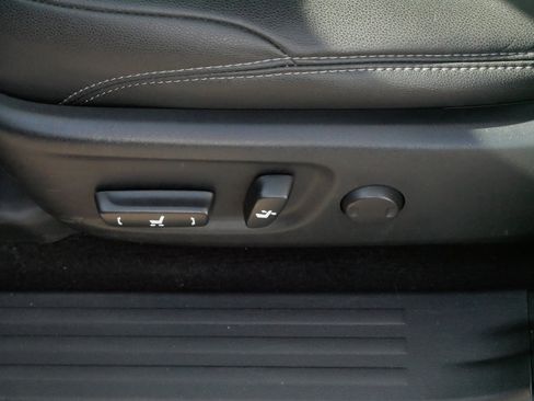 Certified 2024 Toyota 4Runner SR5 Premium image 22