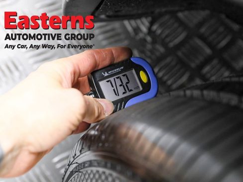 Used 2020 Tesla Model Y Long Range image 22