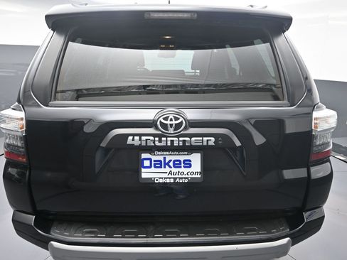 Used 2024 Toyota 4Runner TRD Off-Road image 33