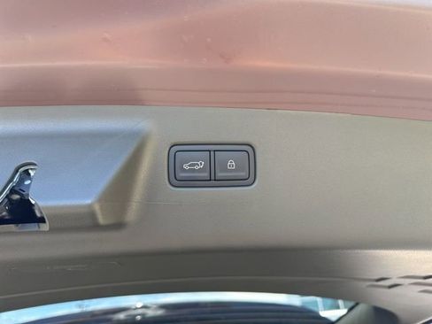 Used 2024 Hyundai Santa Fe Calligraphy image 14