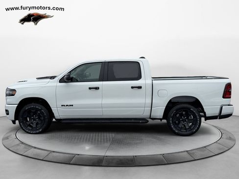 New 2026 RAM 1500 Express AWD/4WD image 7