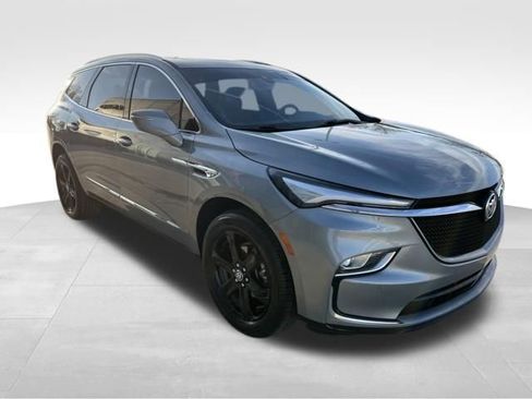 Used 2023 Buick Enclave Essence w/ Experience Buick Package image 28