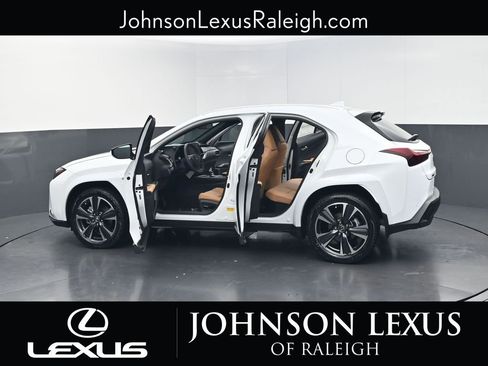New 2026 Lexus UX 300h AWD image 37