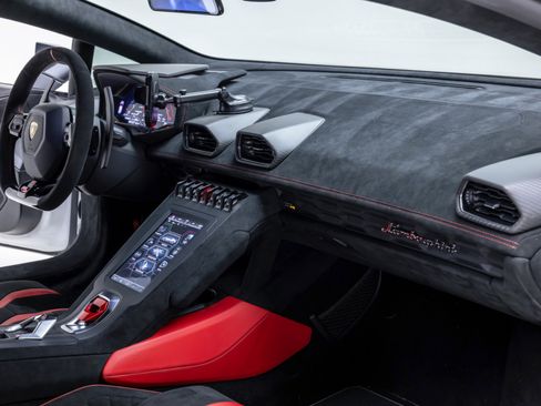 Used 2022 Lamborghini Huracan STO image 48