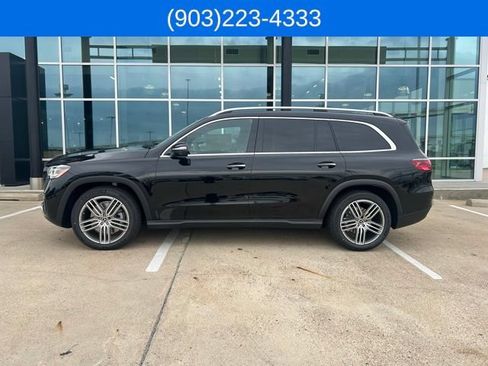 Used 2025 Mercedes-Benz GLS 450 4MATIC image 7
