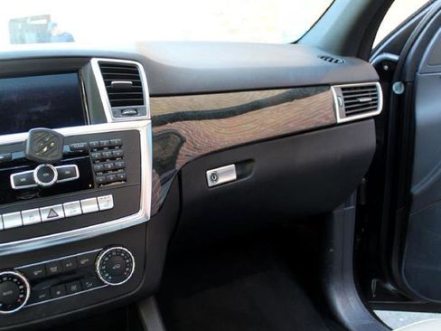 Used 2013 Mercedes-Benz ML 350 BlueTEC 4MATIC image 18