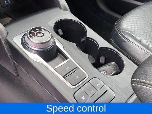 Used 2022 Ford Escape Titanium image 12