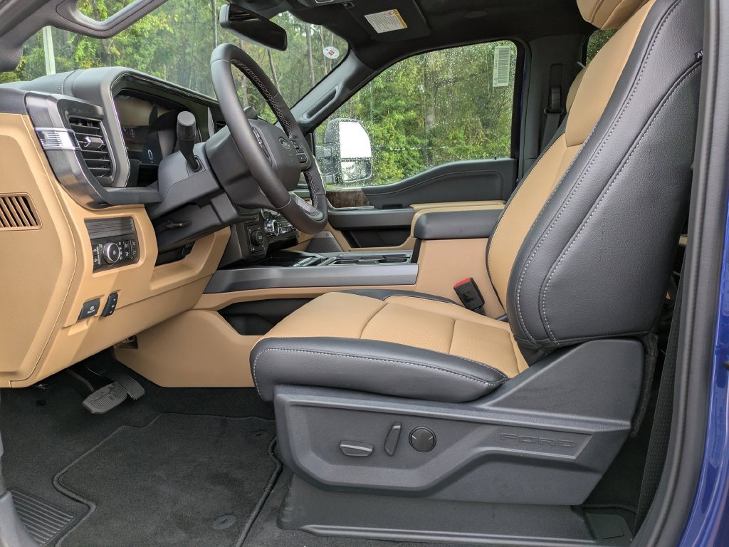 New 2026 Ford F250 Lariat w/ Black Appearance Package AWD/4WD image 15