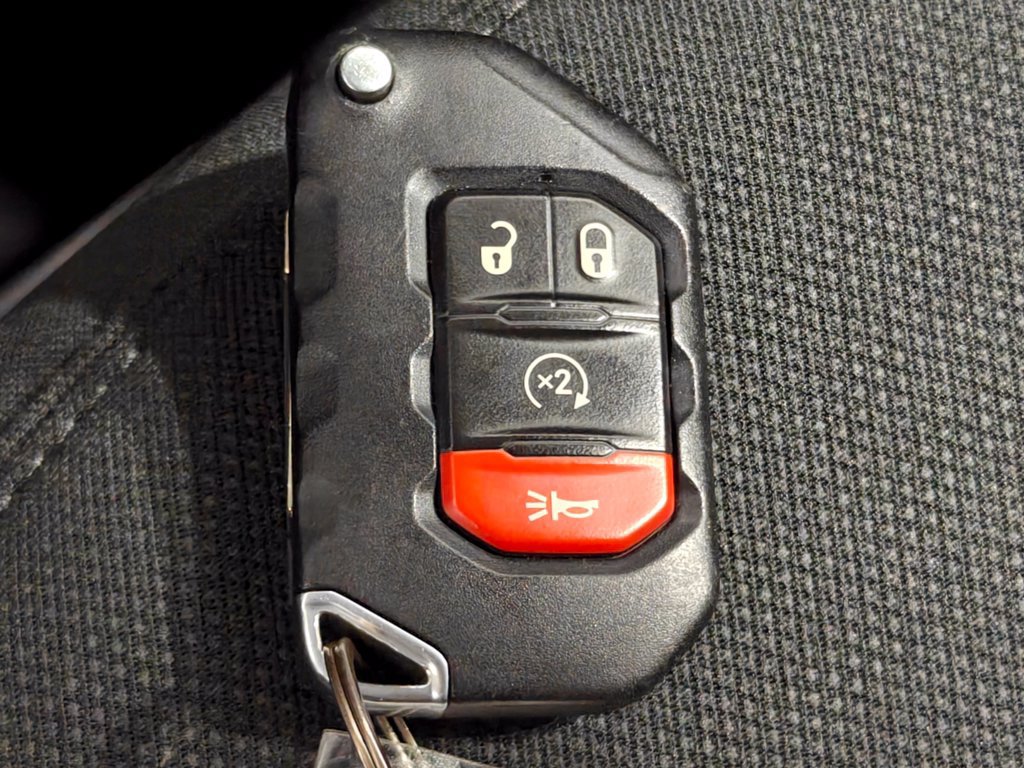 Used 2021 Jeep Wrangler Unlimited Sport AWD/4WD image 11