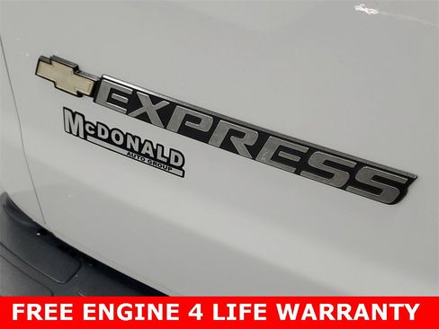 Used 2021 Chevrolet Express 3500 LS w/ Cold Climate Package image 32