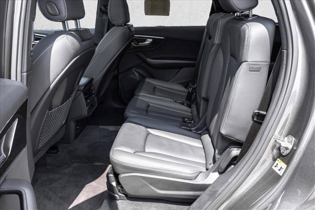 Certified 2025 Audi Q7 2.0T Premium w/ Convenience Package AWD/4WD image 22