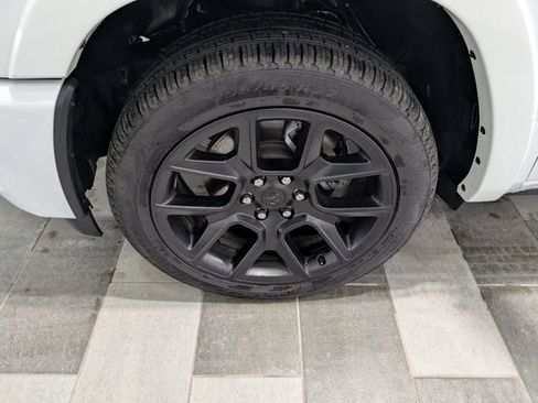 Used 2025 RAM 1500 Laramie w/ Night Edition image 8