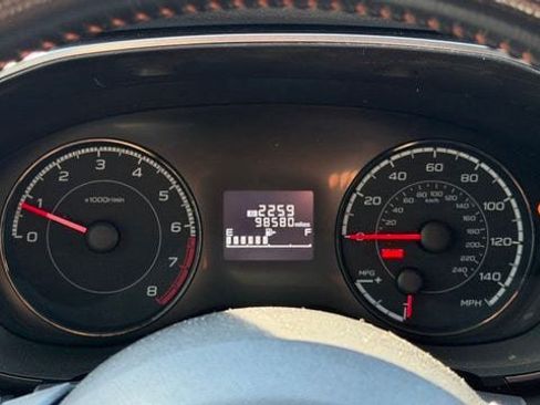 Used 2018 Subaru Crosstrek 2.0i Premium AWD/4WD image 16